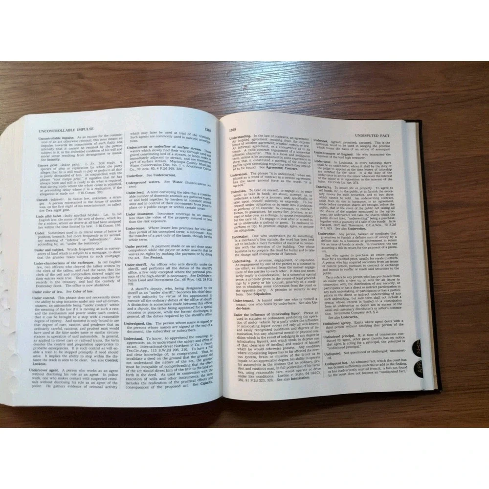 Black's Law Dictionary Special Deluxe Fifth Edition Legal Book Padded 1979/1981